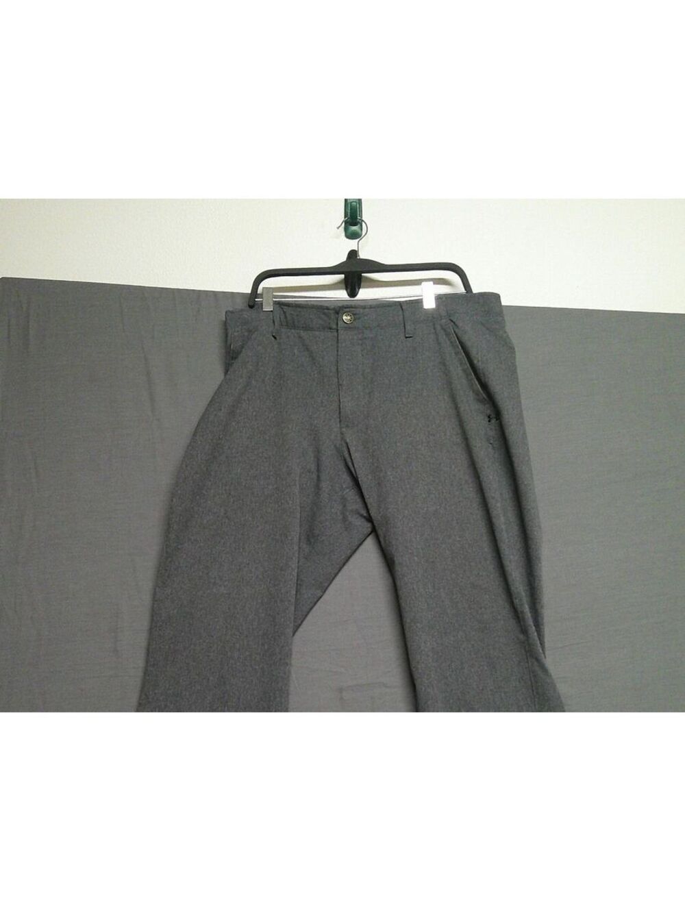 Under Armour Men's Gray Athletic Pants Size Waist 38